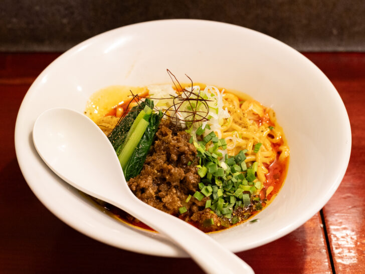 汁なし担々麺