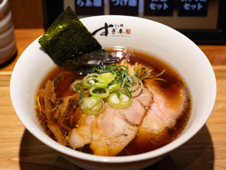 醤油らぁ麺