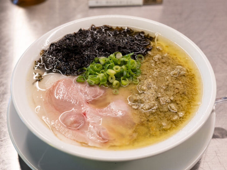 牡蠣塩ラーメン