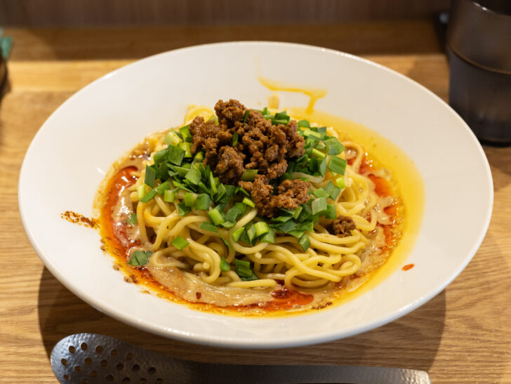 汁なし担々麺