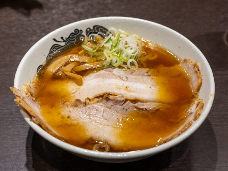 大判チャーシュー醤油らーめん
